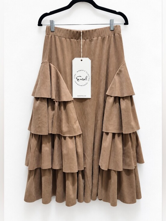 Easel Los Angeles Dresses & Skirts - 🤎 Easel Tiered Ruffle Suede-Look Midi Skirt – Size Small NWT